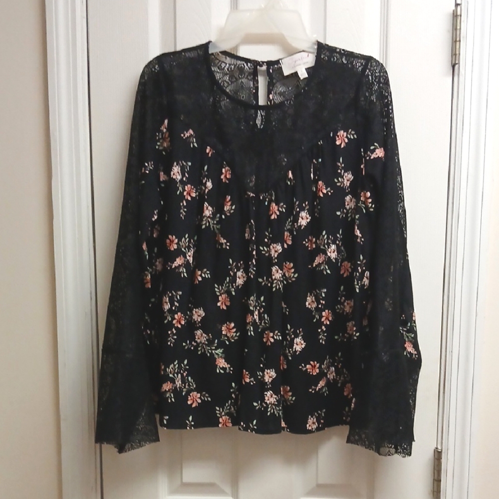 SUGAR FOX Black Floral Lace Blouse SIZE S...SEE MEASUREMENTS, OVERSIZED